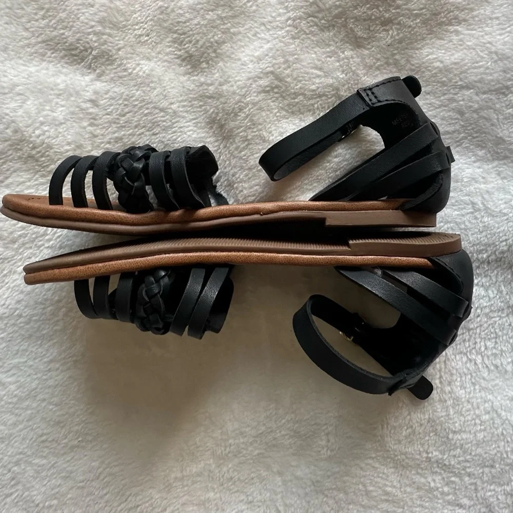 Soda Girls Black Woven Huaraches Flat Peep Toe Sandal Sz 11